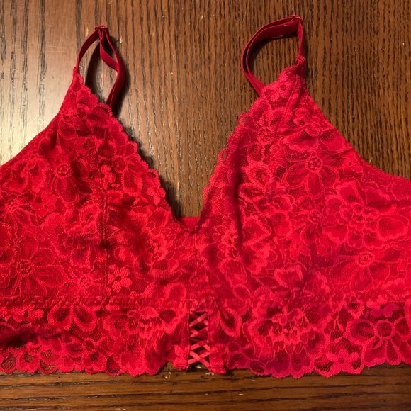 Victoria's Secret Bra, Victoria's Secret Bralette, Red Bralette, Victoria Secret - Picture 1 of 4